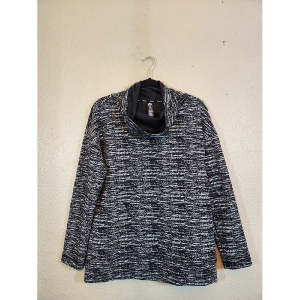 RBX Live Life Active Women's Black‎ & White Turtleneck Pullover Sweater Medium
